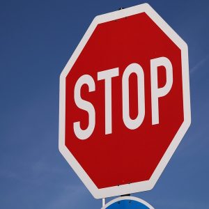Boete aanvechten voor het negeren van een verkeersbord